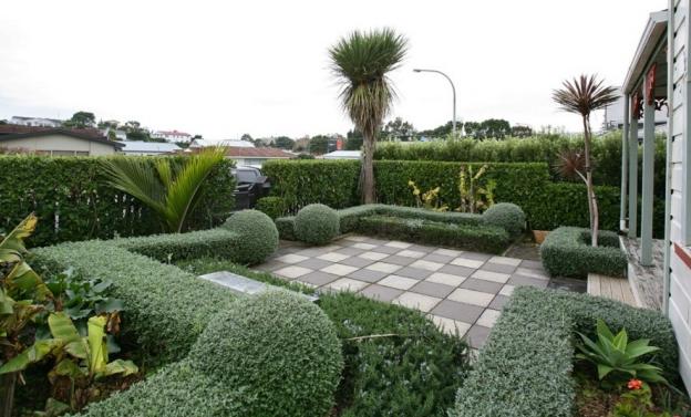 Hedge Shears & Loppers